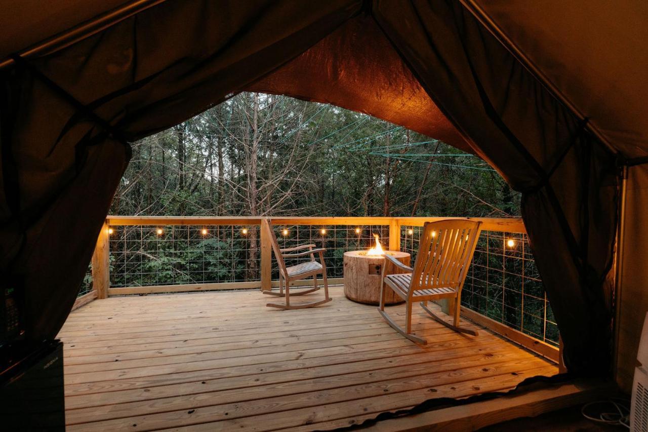 Treehouse Cozy Glamping Site Hotel Branson Exterior foto